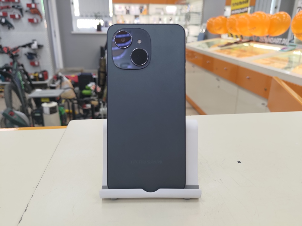 Смартфон Tecno Spark 40C 4/128