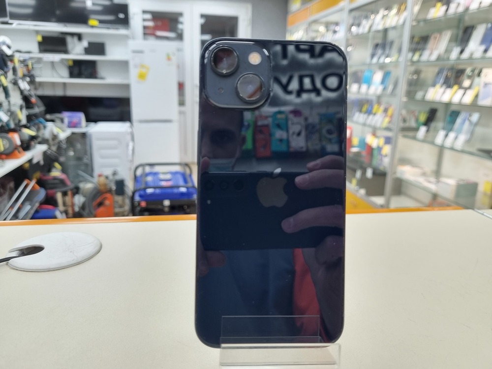 Смартфон Apple iPhone 13 128Gb