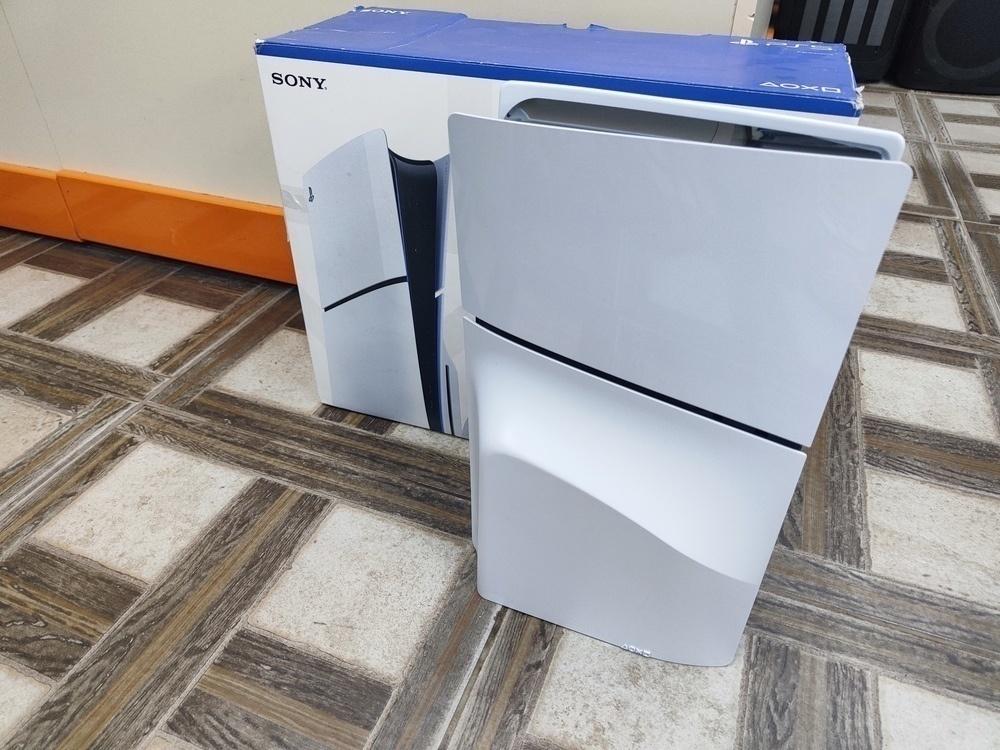 Игровая приставка PlayStation 5 Slim 1TB (С дисководом)