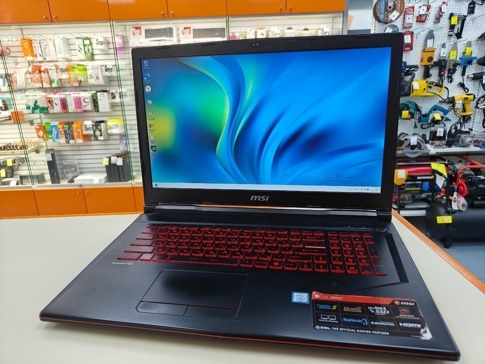 Ноутбук MSI MS-17C6; Core i5-8300H, GeForce GTX 1050, 8 Гб, 500 Гб, 1 Tb