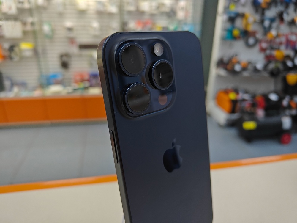 Смартфон Apple Iphone 15 Pro 128Gb