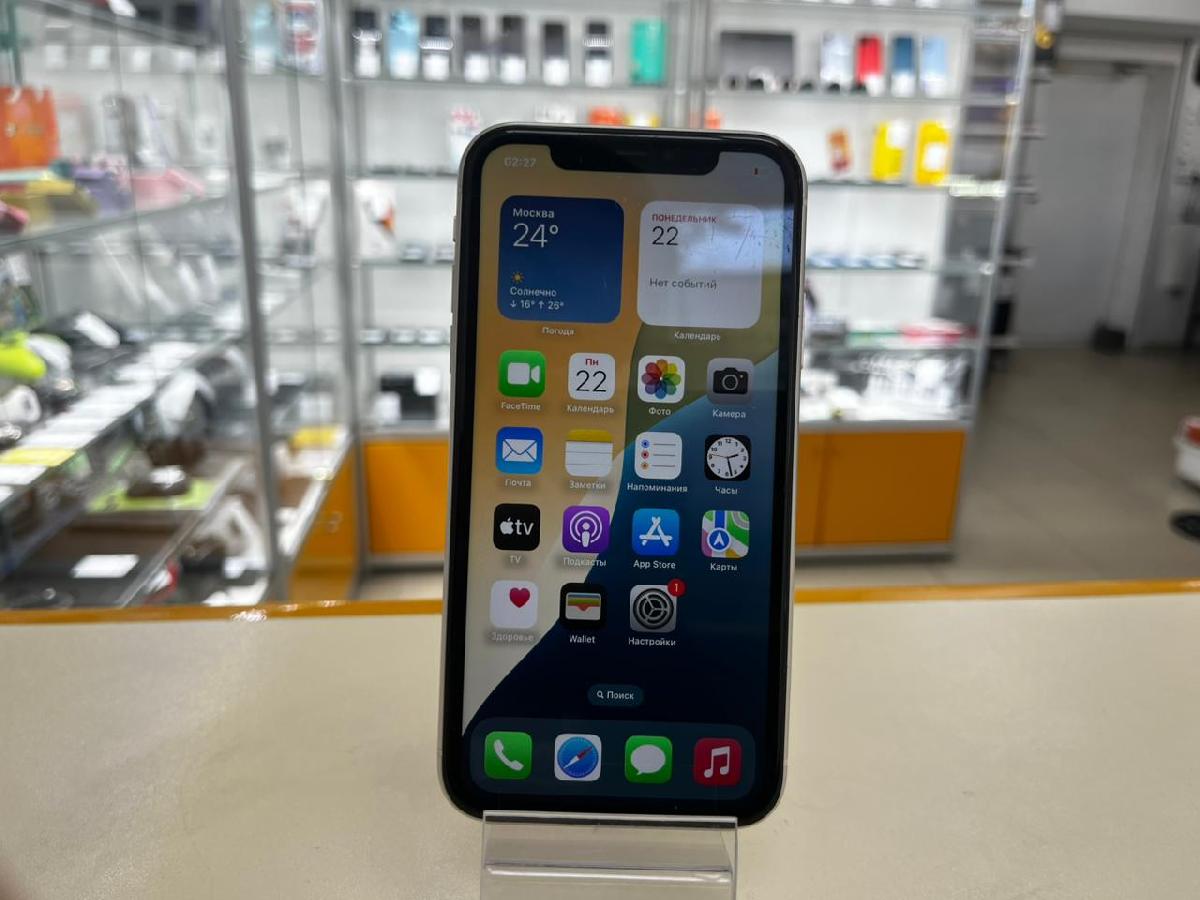 Смартфон Apple iPhone 11 128Gb