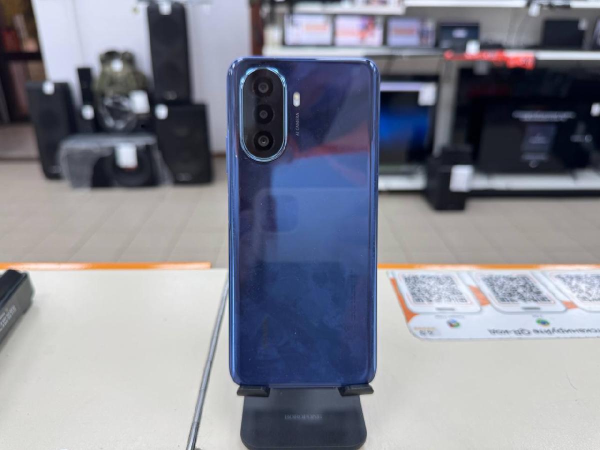 Смартфон Huawei Nova Y70 4/64 Gb