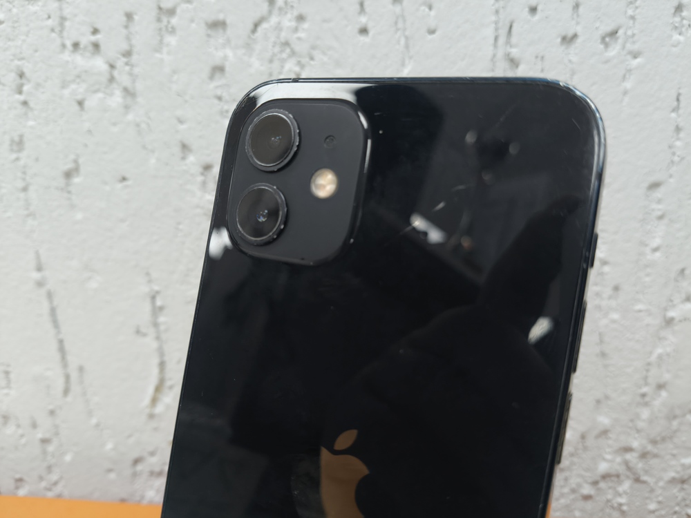Смартфон Apple iPhone 12 128Gb