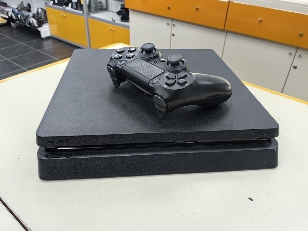 Игровая приставка PlayStation 4 Slim 1Tb