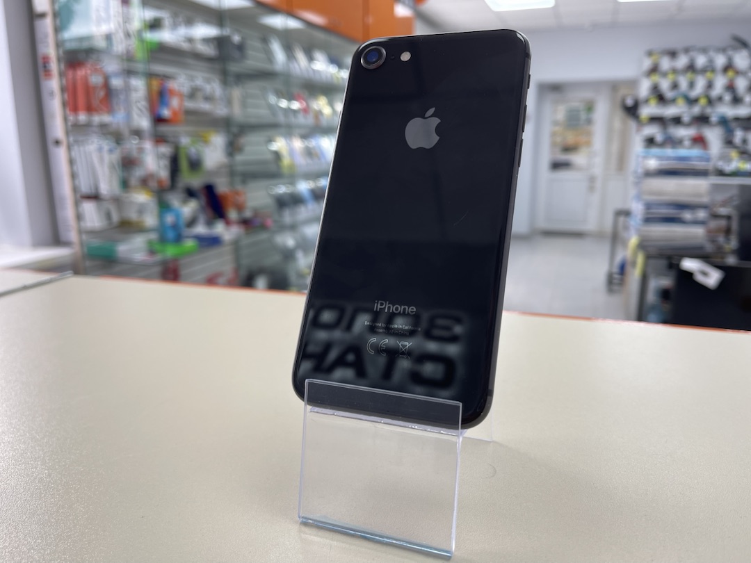 Смартфон Apple iPhone 8 64Gb