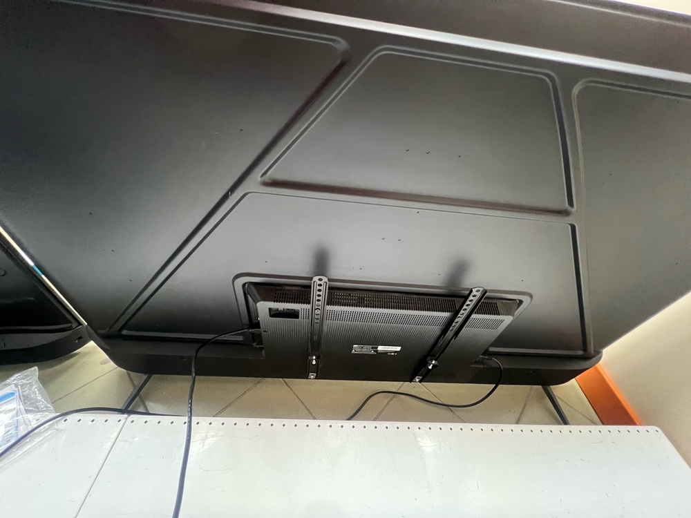 QLED Телевизор TCL 65C645