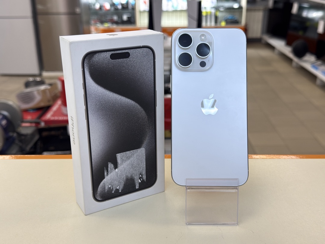 Смартфон Apple iPhone 15 Pro Max 256Gb