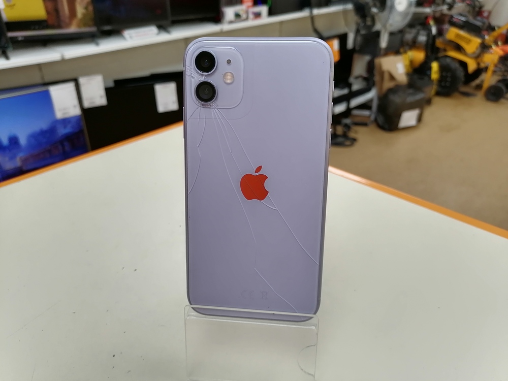Смартфон Apple iPhone 11 128Gb