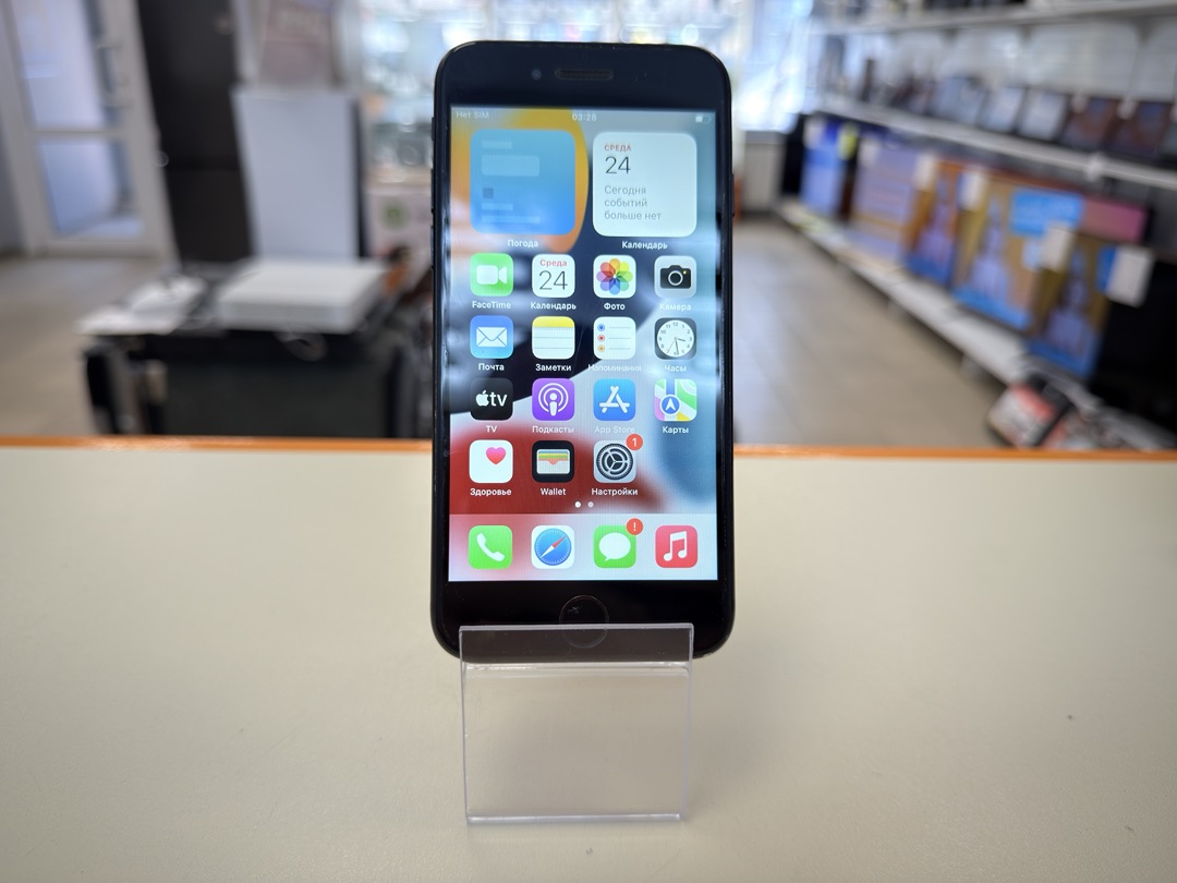 Смартфон Apple iPhone 7 32Gb