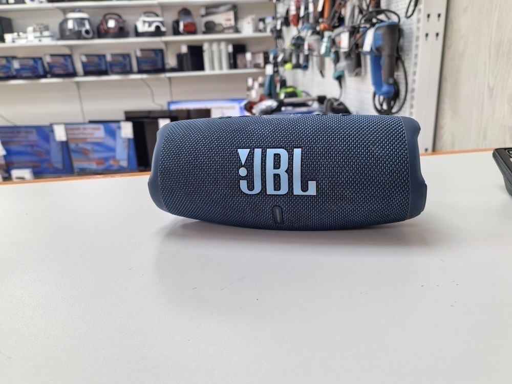 Портативная акустика JBL Charge 5