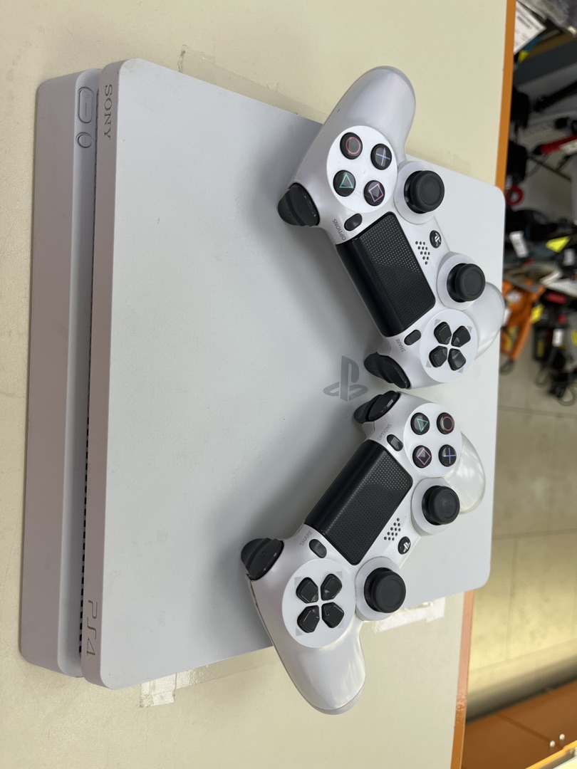 Игровая приставка PlayStation 4 Slim 500GB