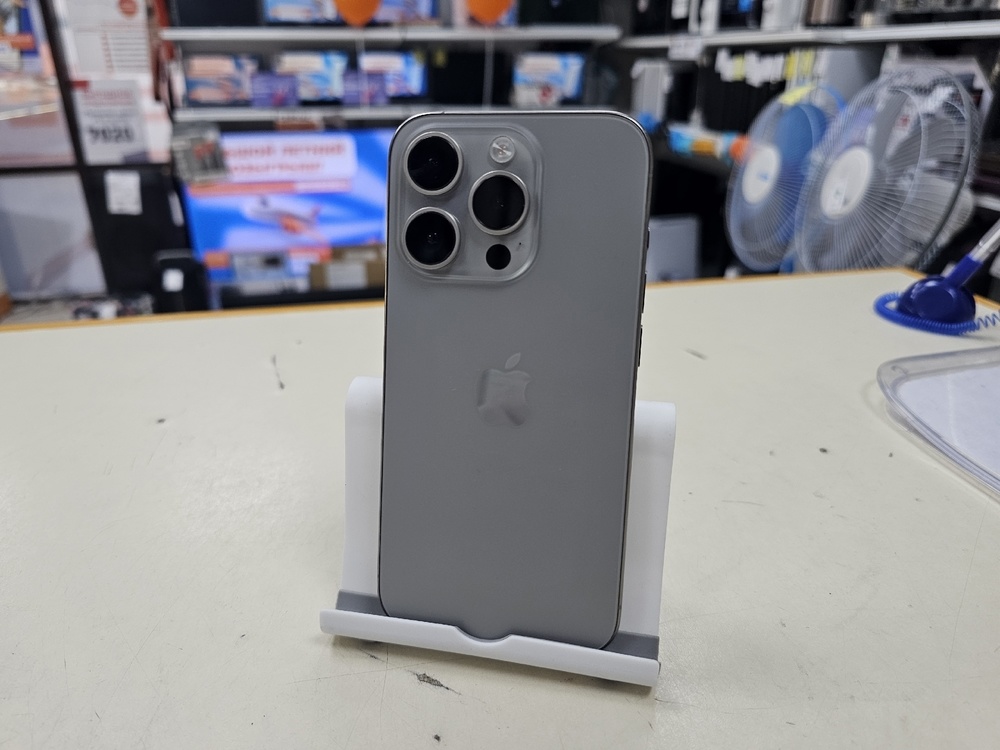 Смартфон Apple Iphone 15 Pro 256Gb
