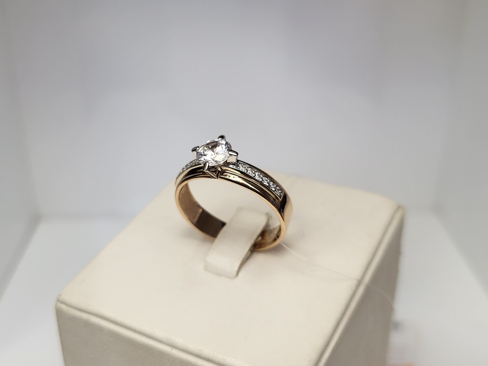 КОЛЬЦО С КАМНЯМИ (Au 585)