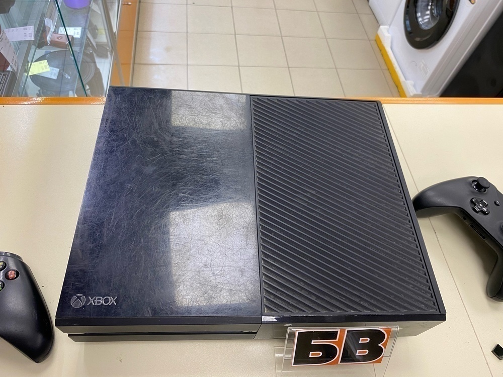 Игровая приставка Xbox One 500Gb