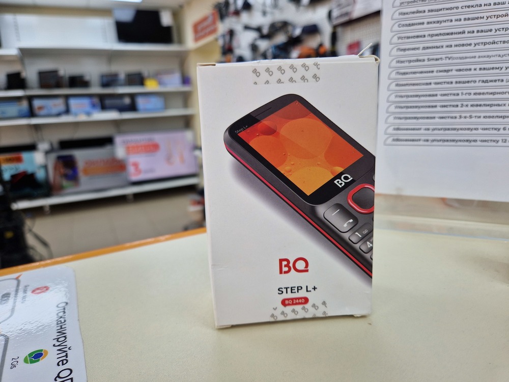 Мобильный телефон BQ 2440