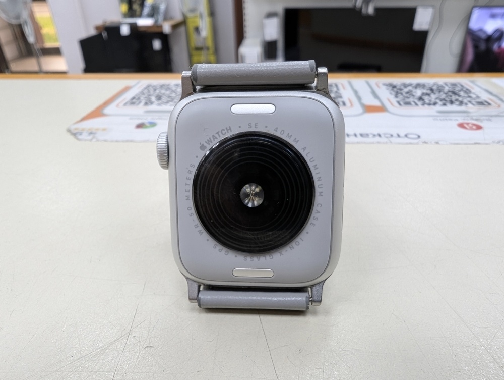 Смарт-часы Apple Watch SE 2022 40mm