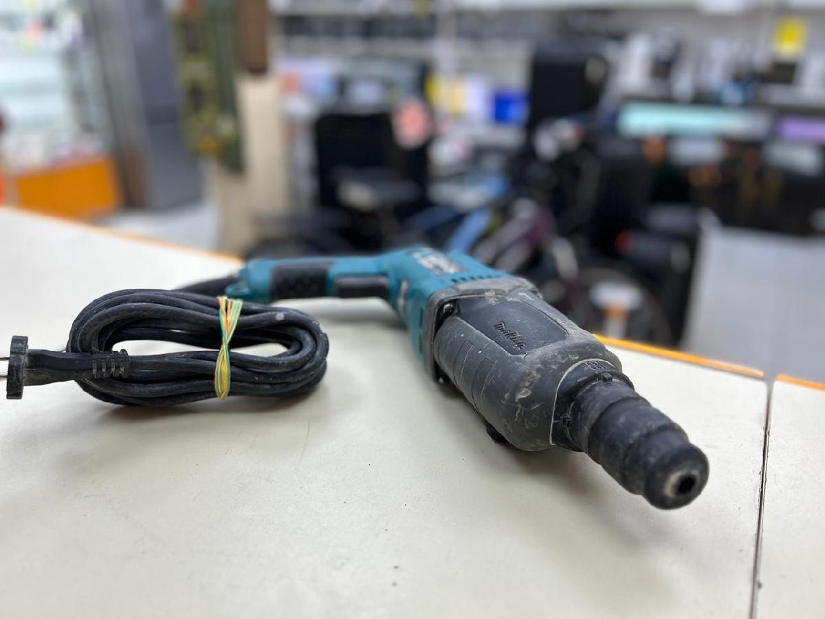 Перфоратор Makita HR 2470