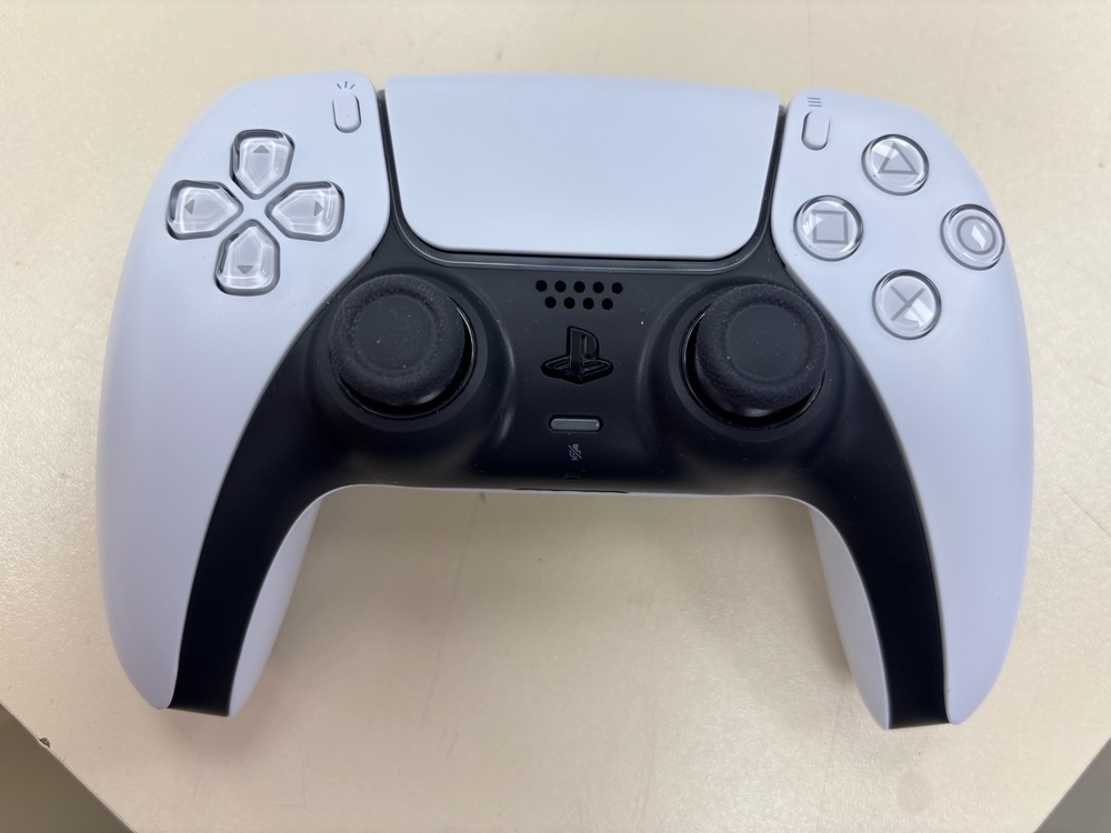 Игровая приставка PlayStation 5 825Gb (С дисководом)