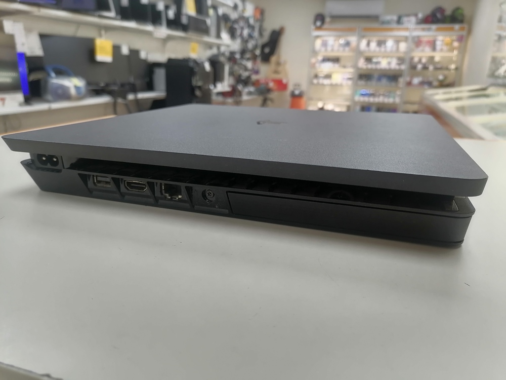 Игровая приставка PlayStation 4 Slim 500GB