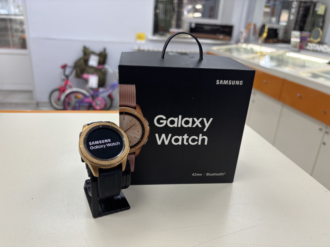 Смарт-часы Samsung Galaxy Watch