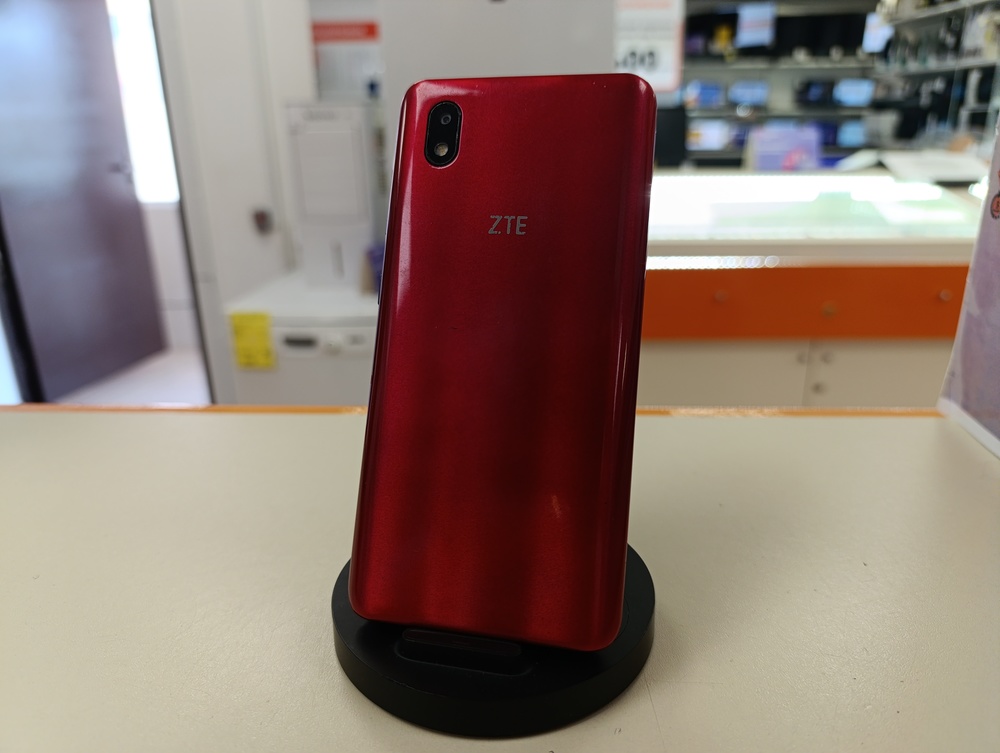Смартфон ZTE A3 2020
