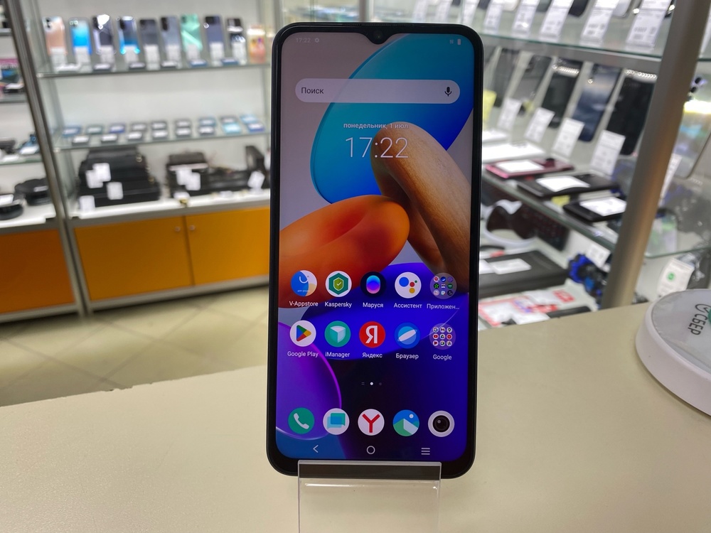 Смартфон Vivo Y35 4/64