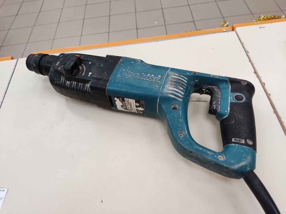 Перфоратор Makita HR 2455