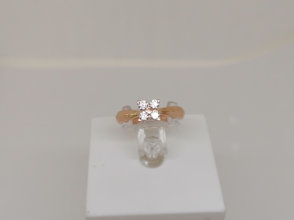 КОЛЬЦО С КАМНЯМИ (Au 585)