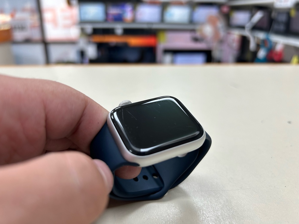 Смарт-часы Apple Watch SE 2020 40mm