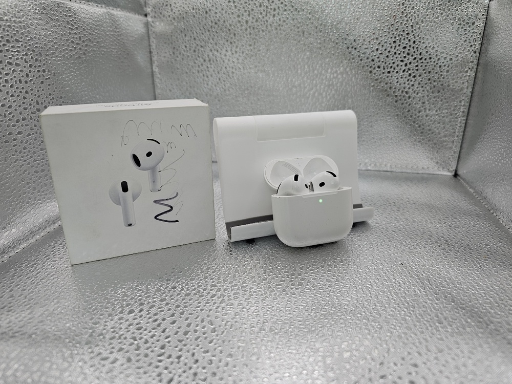 Наушники беспроводные Apple AirPods 4 с ANC