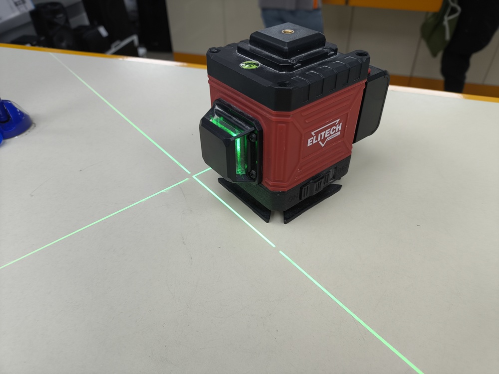 Нивелир Elitech ЛН 3/360-ЗЕЛ