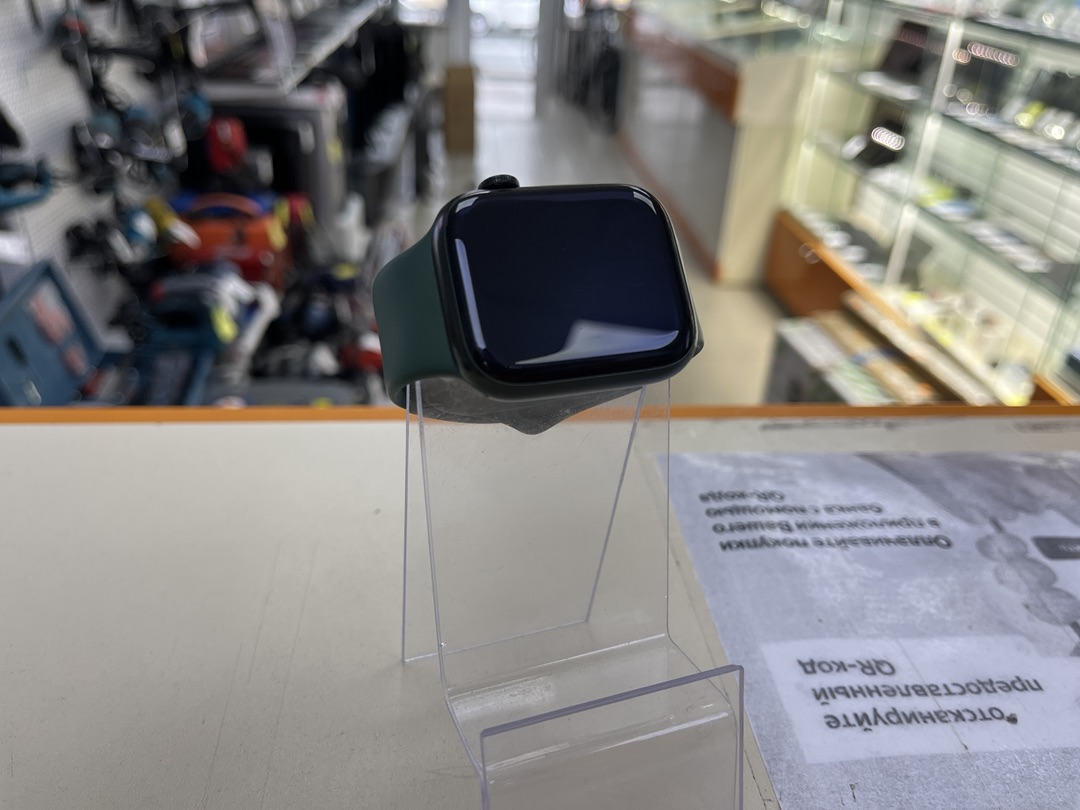Смарт-часы Apple Watch Series 7 45mm