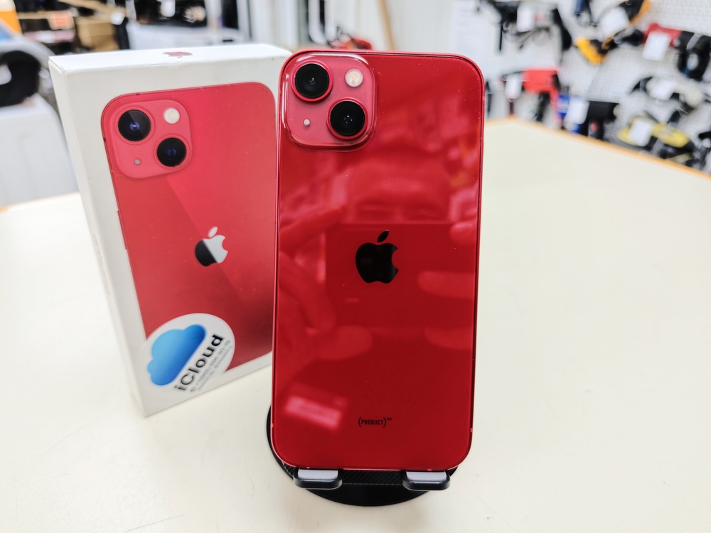 Смартфон Apple iPhone 13 256Gb