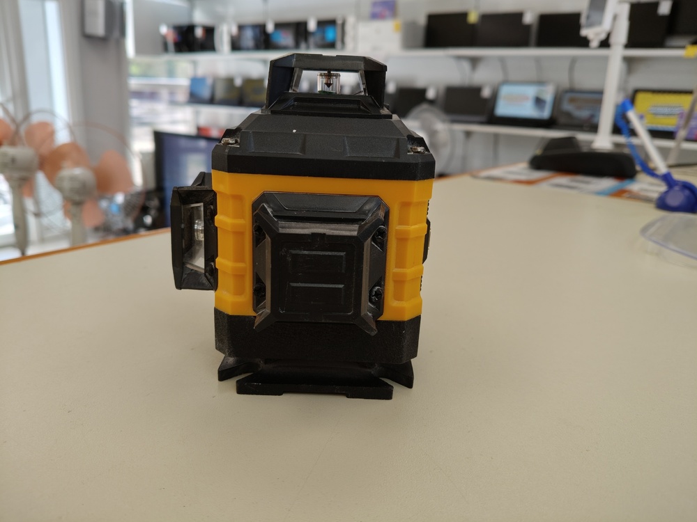 Нивелир Dewalt DW089LG