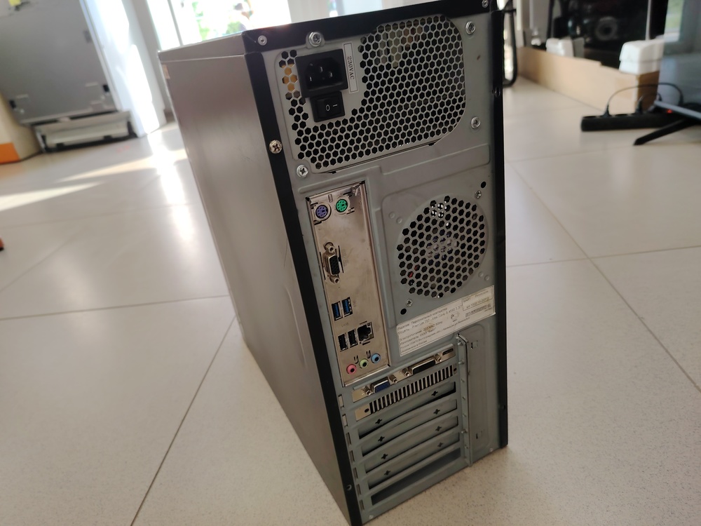 Системный блок GIGABYTE; Core i5-4670, GeForce GT 730, 4 Гб, 120 Гб, Нет