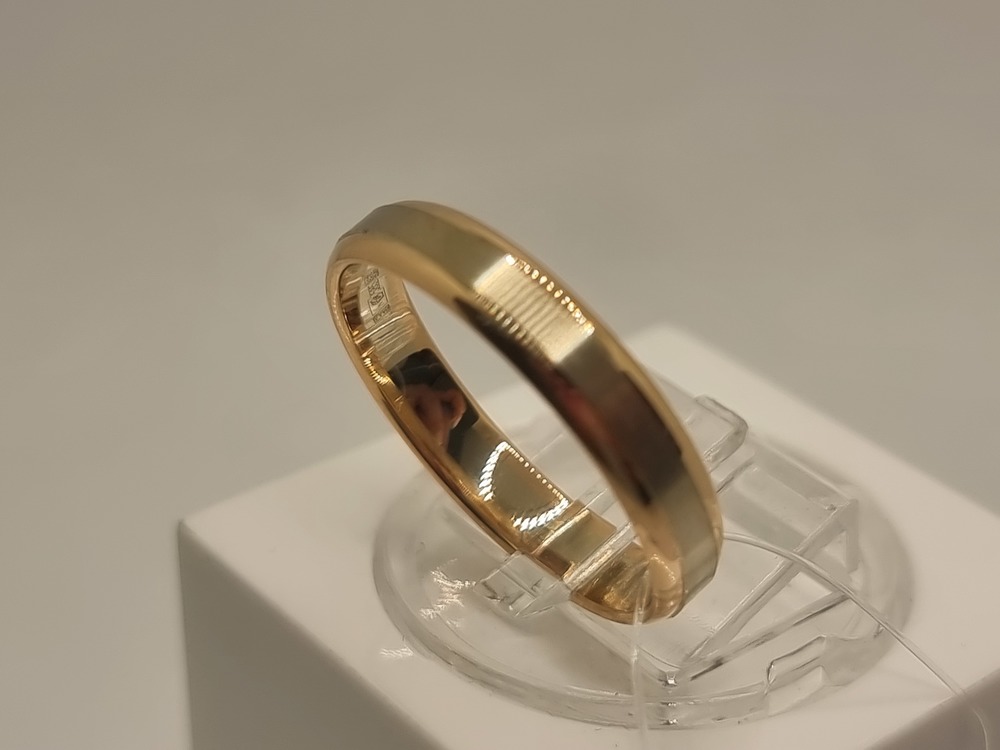 450-000-970 КОЛЬЦО ОБРУЧАЛЬНОЕ (Au 585)