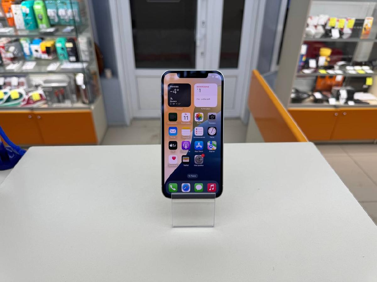 Смартфон Apple iPhone 12 64Gb
