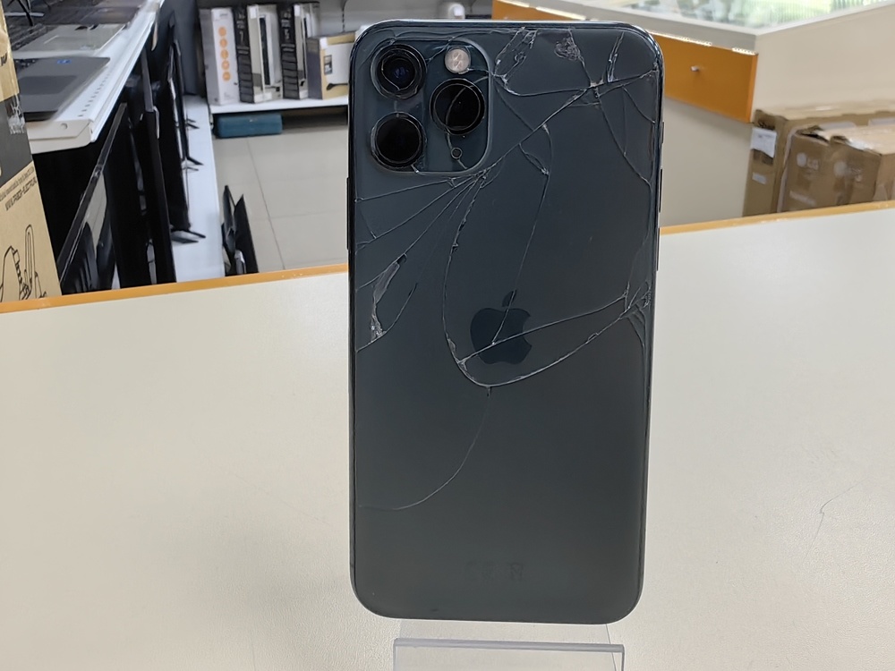 Смартфон Apple iPhone 11 Pro 64Gb