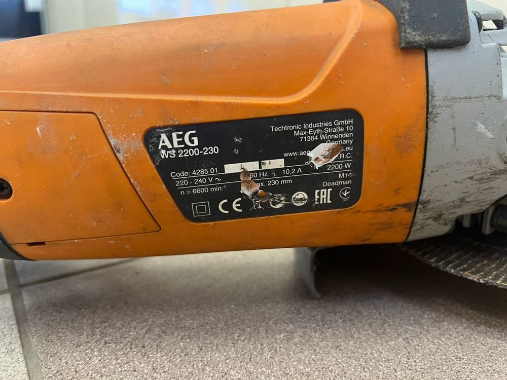 Угловая шлифмашина AEG WS2200-230