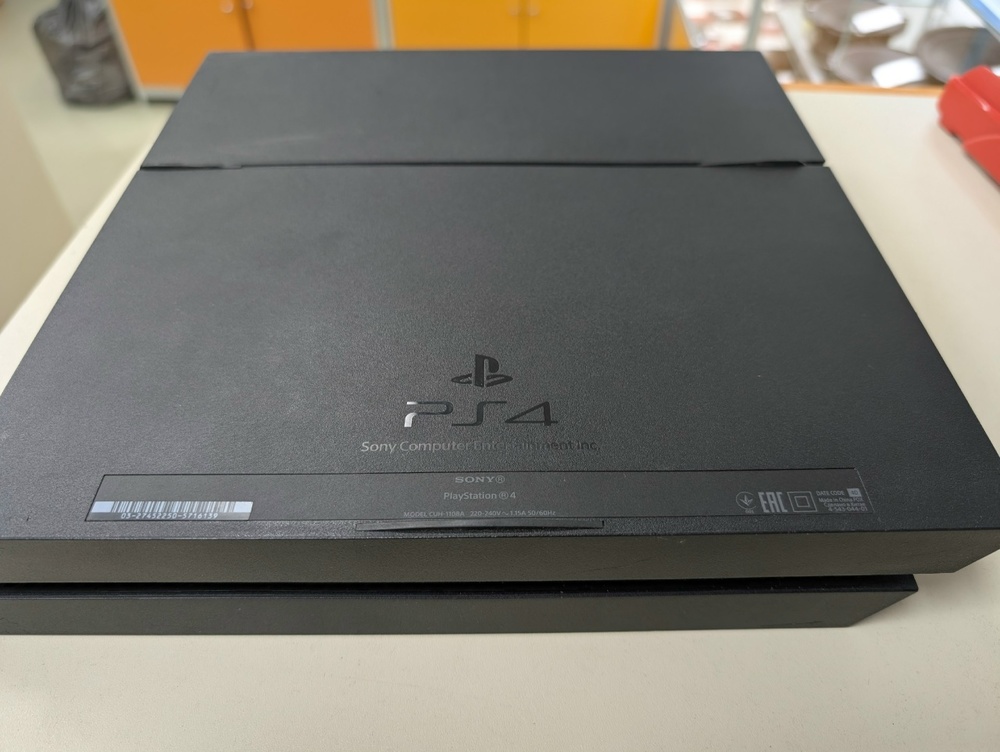 Игровая приставка PlayStation 4 FAT 500GB