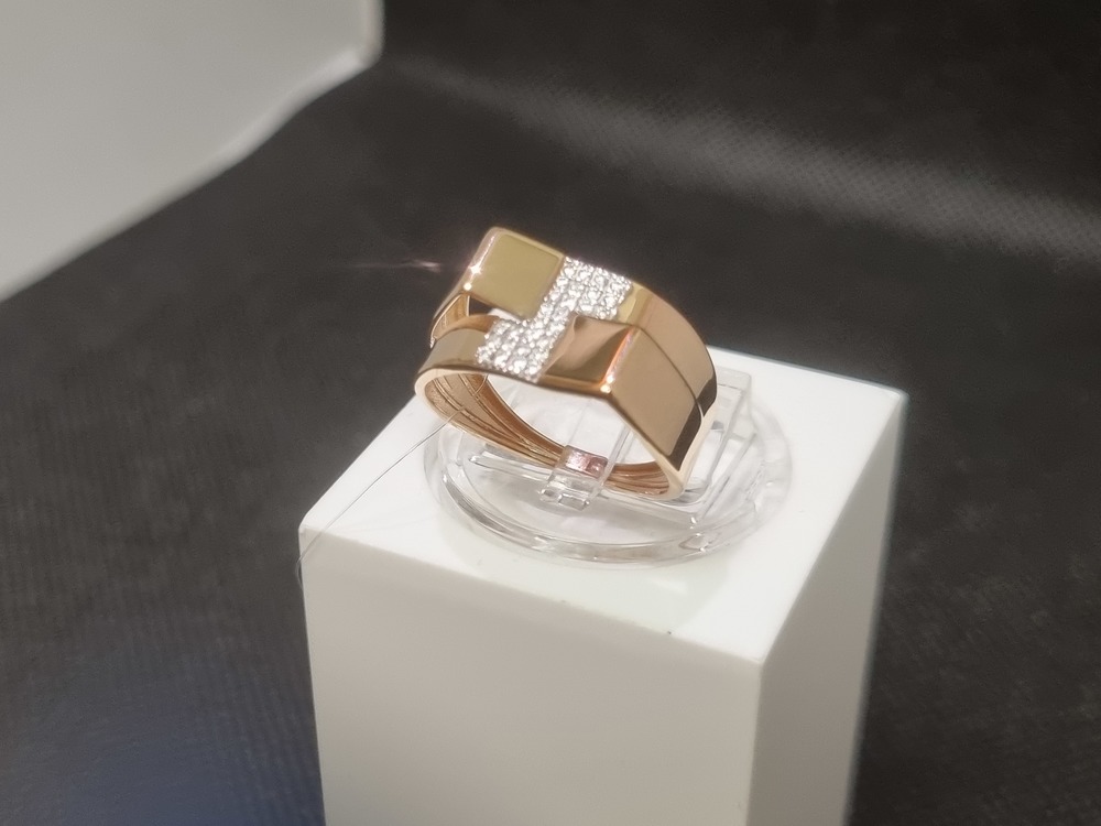 КОЛЬЦО С КАМНЯМИ (Au 585)