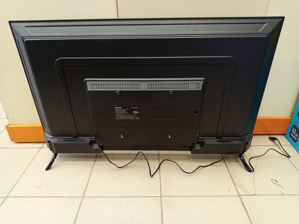 LED Телевизор Dexp led43fcy1