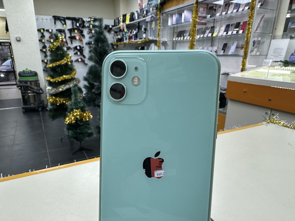 Смартфон Apple iPhone 11 64Gb