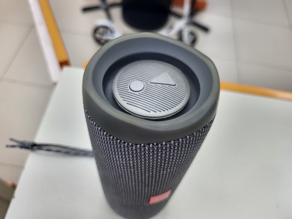 Портативная акустика JBL FLIP 5 