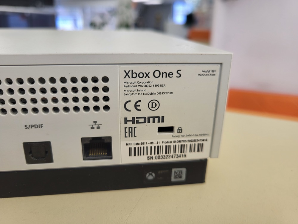 Игровая приставка Xbox One S 500Gb