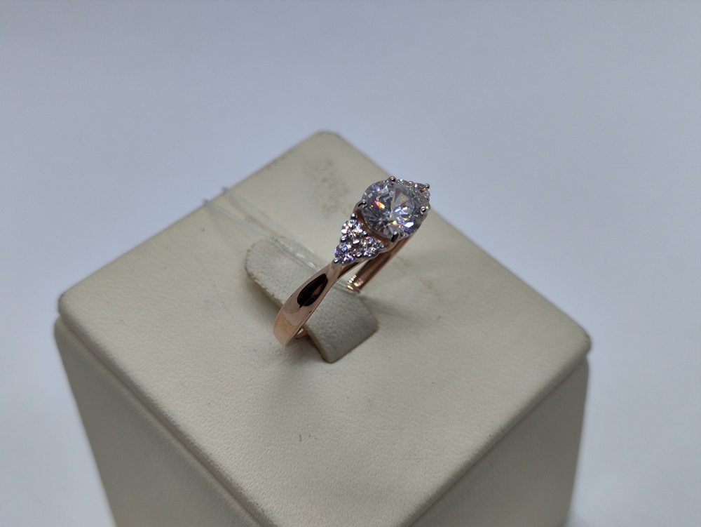 КОЛЬЦО С КАМНЯМИ (Au 585)