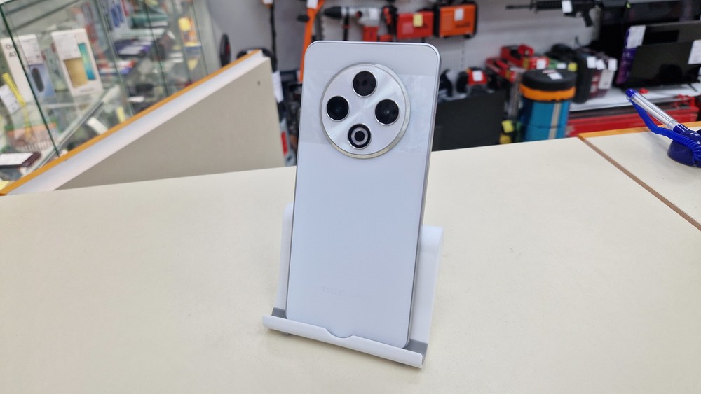 Смартфон Tecno SPARK 30 8/128