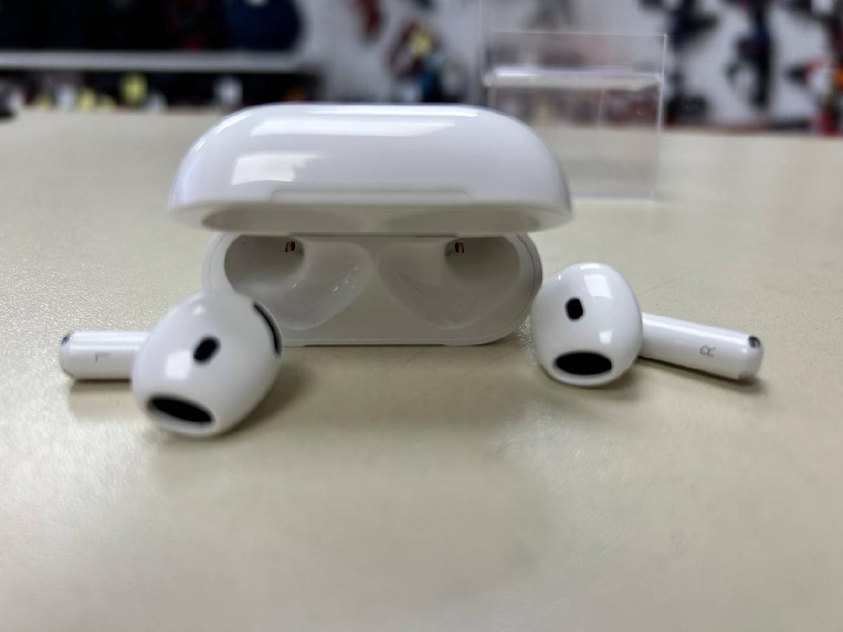 Наушники беспроводные Apple AirPods 4 с ANC