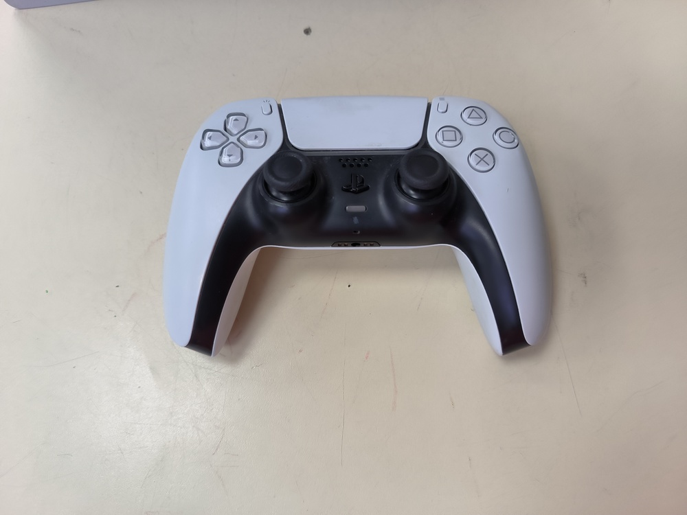 Игровая приставка PlayStation 5 825Gb (С дисководом)